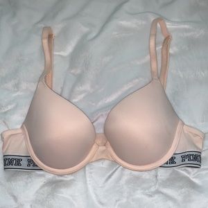 PINK wear everywhere push-up bra
